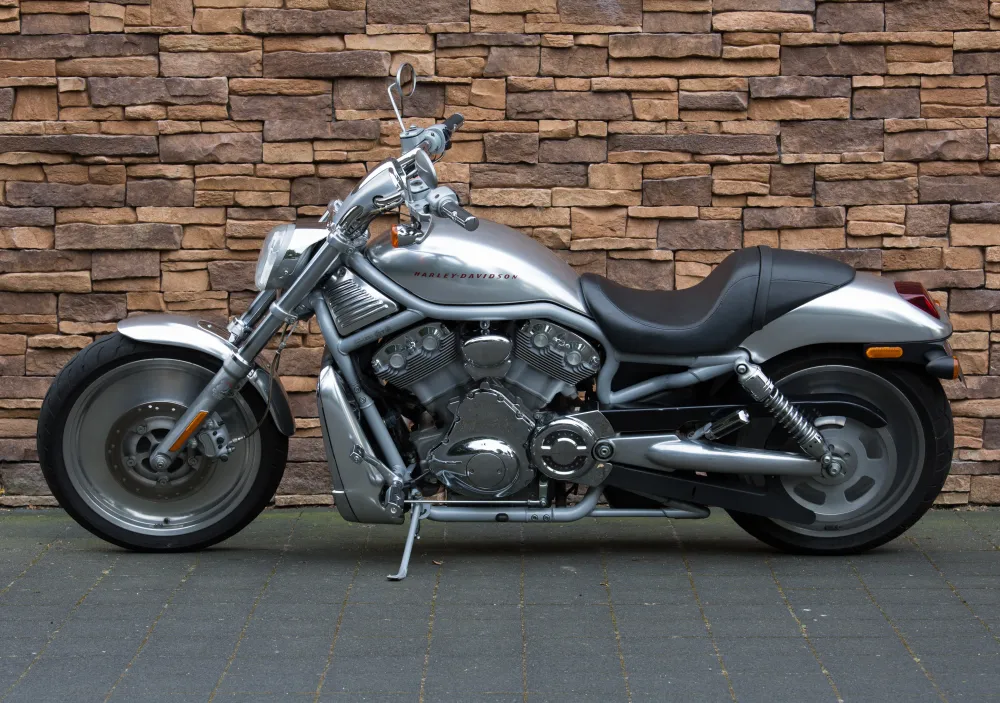 2002 Harley-Davidson V-rod VRSCA aluminium uitvoering *VERKOCHT*