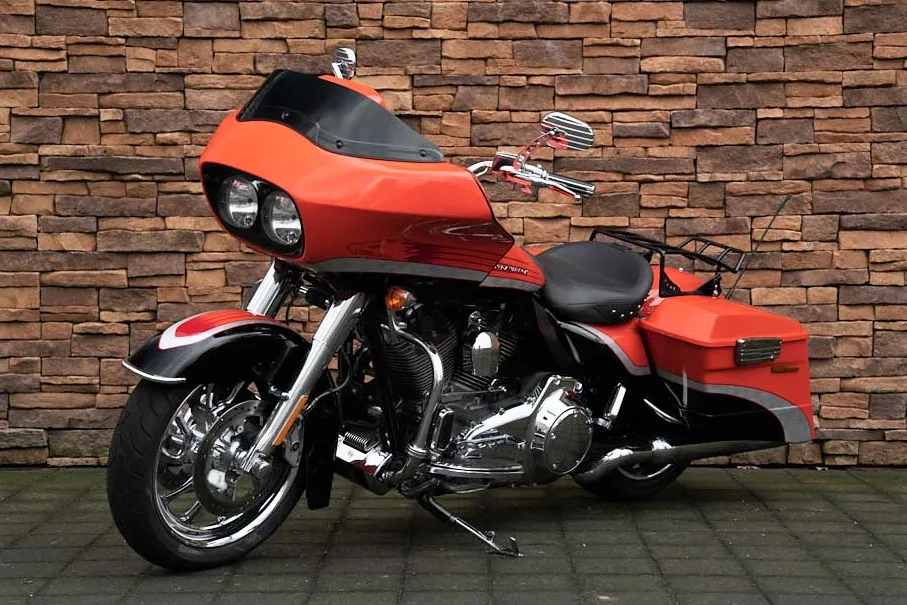 2009 model Harley-Davidson FLTRSE3 Road Glide Screamin Eagle CVO 110 *VERKOCHT*
