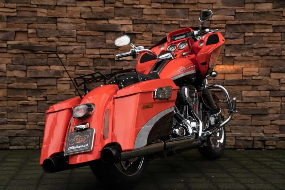 2009 model Harley-Davidson FLTRSE3 Road Glide Screamin Eagle CVO 110 *VERKOCHT*