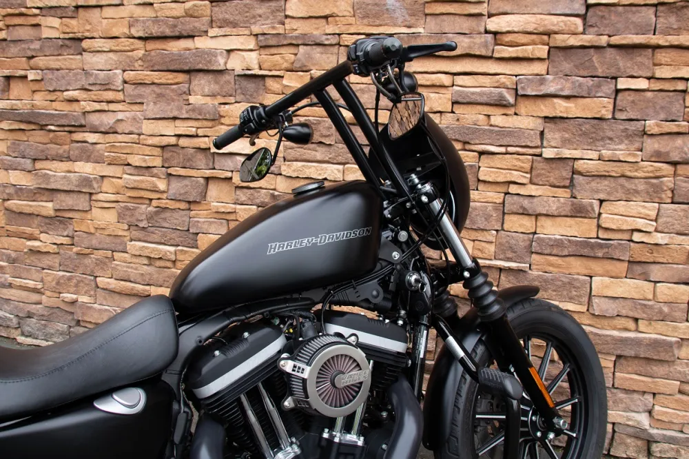 2010 Harley-Davidson XL 883 N Sportster Iron Clubstyle *VERKOCHT*