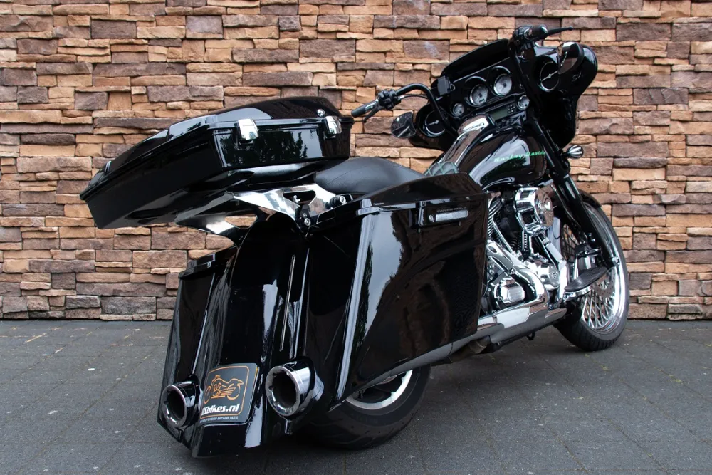 2011 Harley-Davidson FLHX Street Glide Bagger 103 *VERKOCHT*
