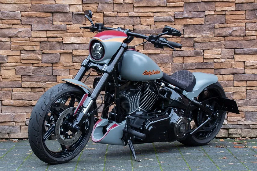 2016 Harley-Davidson FXSE CVO Pro Street Breakout 110 Dr. Jekill & Mr. Hyde *VERKOCHT*