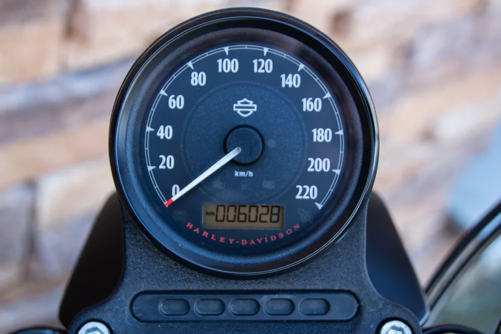 2016 Harley-Davidson XL 883 N Sportster Iron ABS *VERKOCHT*