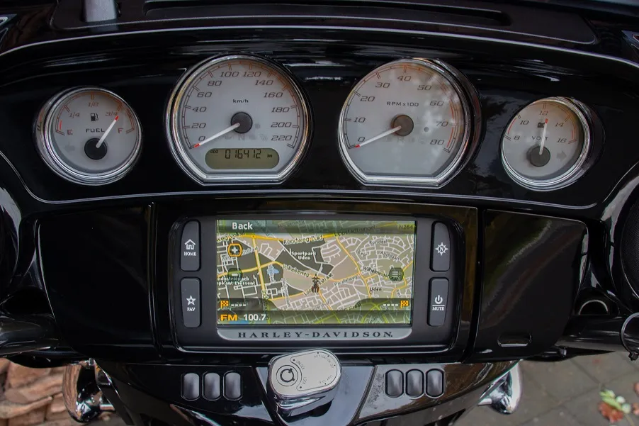 2017 Harley-Davidson FLHXS Street Glide Special 107 M8 NL-motor *VERKOCHT*