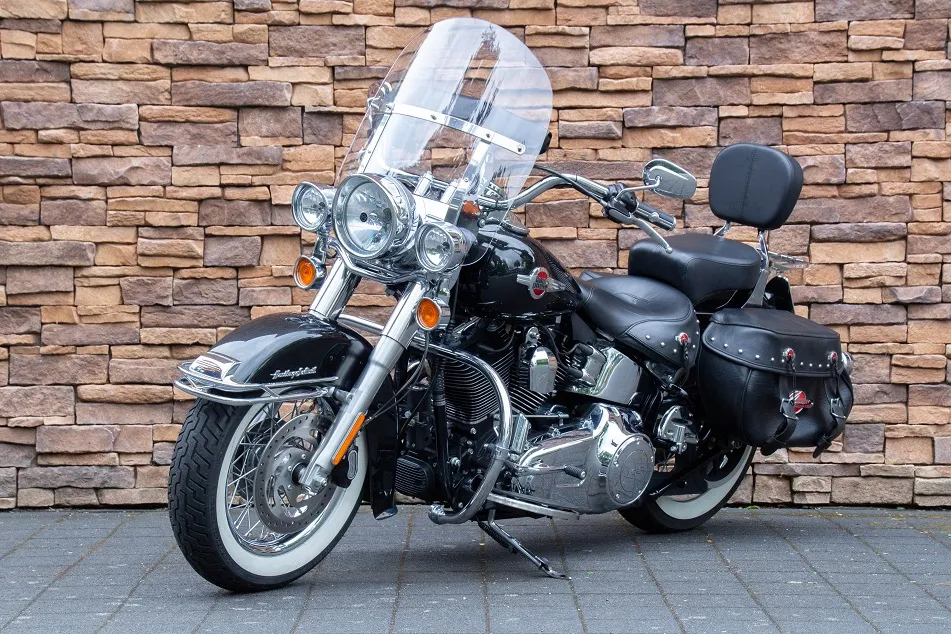 2017 Harley-Davidson FLSTC Heritage Softail Classic 103 ABS *VERKOCHT*