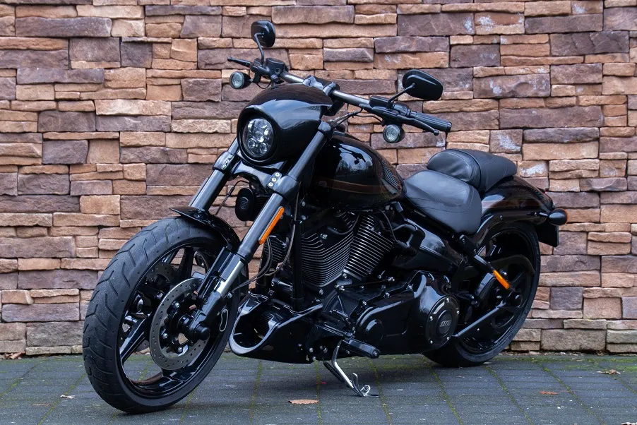 2017 Harley-Davidson FXSE Pro Street Breakout CVO 110 Screamin Eagle Jekill & Hyde *VERKOCHT*