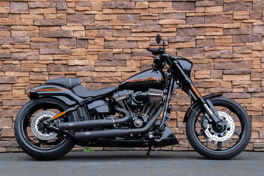 2017 Harley-Davidson FXSE Pro Street Breakout CVO 110 Screamin Eagle *VERKOCHT*