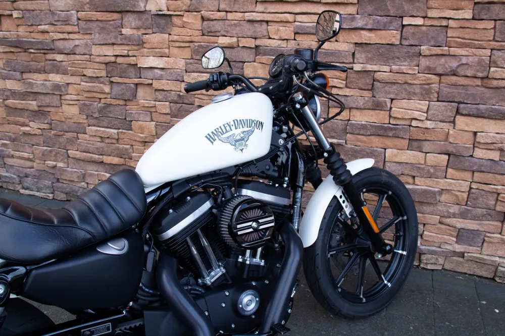 2017 Harley-Davidson XL 883 N Sportster Iron ABS *VERKOCHT*