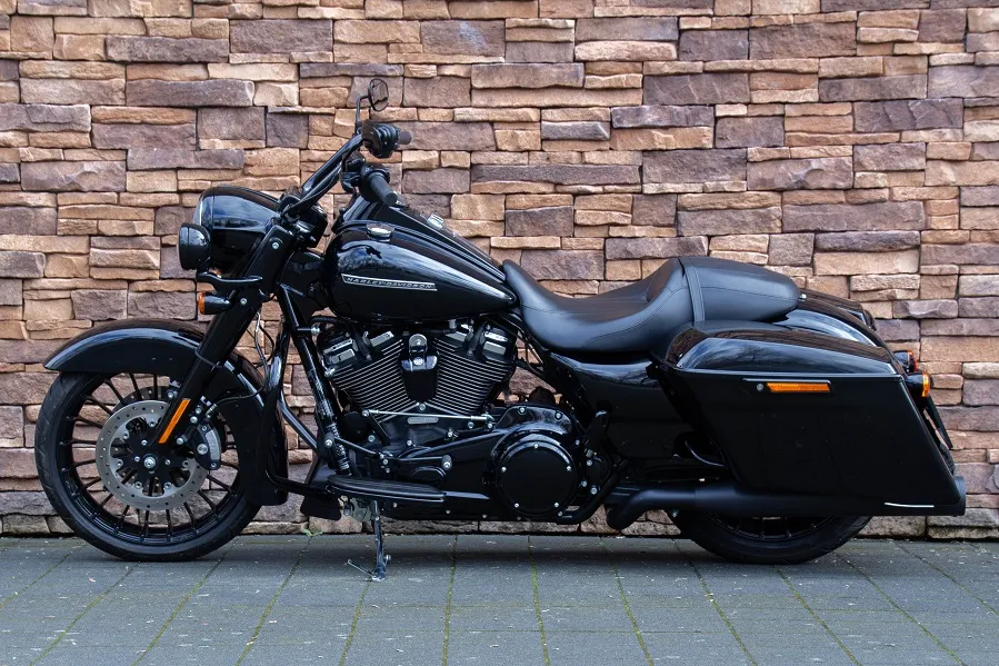 2018 Harley-Davidson FLHRXS Road King Special 107 M8 *VERKOCHT*