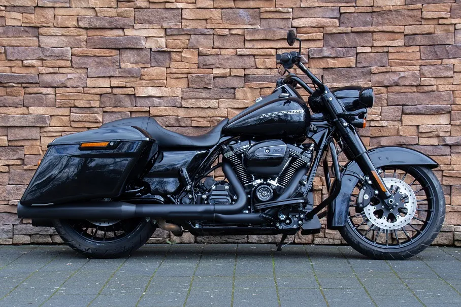 2018 Harley-Davidson FLHRXS Road King Special 107 M8 *VERKOCHT*