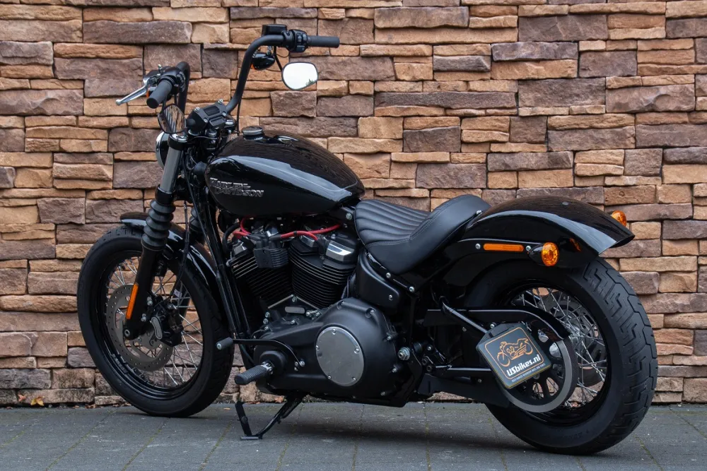 2018 Harley-Davidson FXBB Street Bob Softail 107 M8 *VERKOCHT*