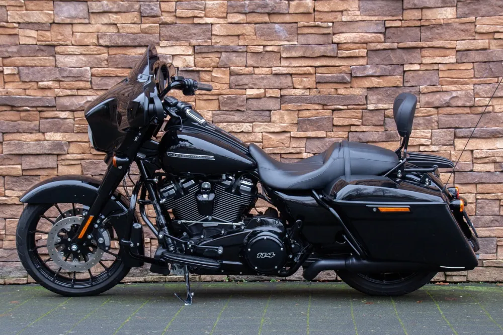 2019 Harley-Davidson FLHXS Street Glide Special 114 M8 black edition *VERKOCHT*