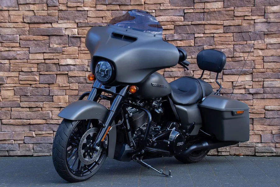 2019 Harley-Davidson FLHXS Street Glide Special 114 M8 black edition *VERKOCHT*