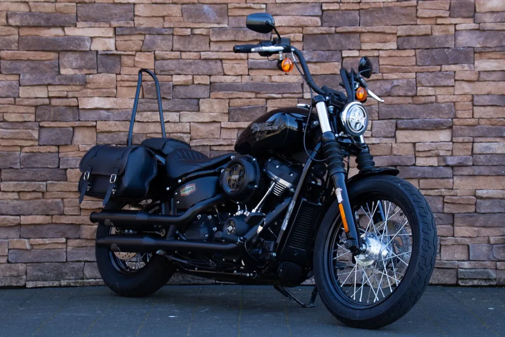2019 Harley-Davidson FXBB Softail Street Bob 107 M8 Jekyll & Hyde *VERKOCHT*