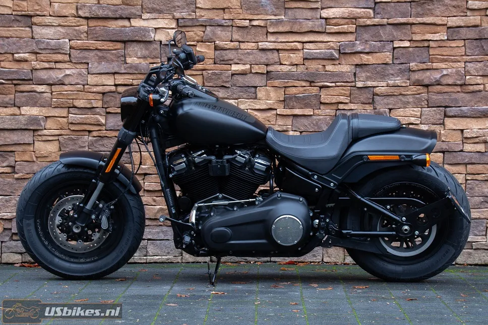 2019 Harley-Davidson FXFB Fat Bob Softail 107 Jekill & Hyde