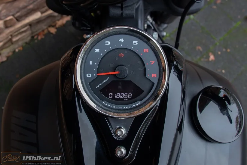 2019 Harley-Davidson FXFB Fat Bob Softail 107 Jekill & Hyde