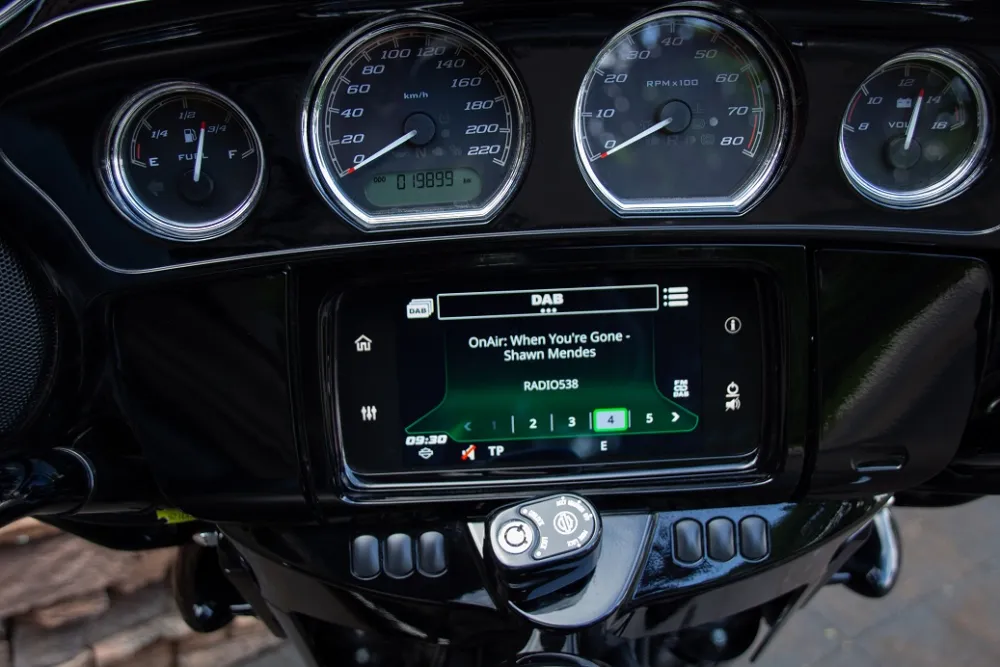 2019 Harley-Davidson FLHXS Street Glide Special 114 M8 black edition *VERKOCHT*