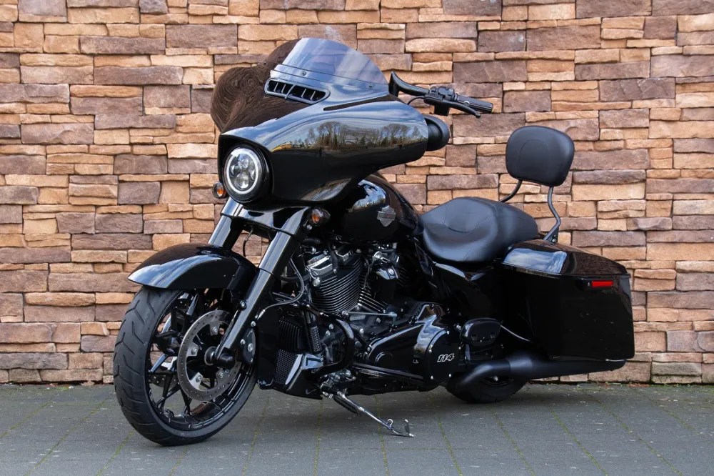 2021 Harley-Davidson FLHXS Street Glide Special 114 M8 black edition *VERKOCHT*