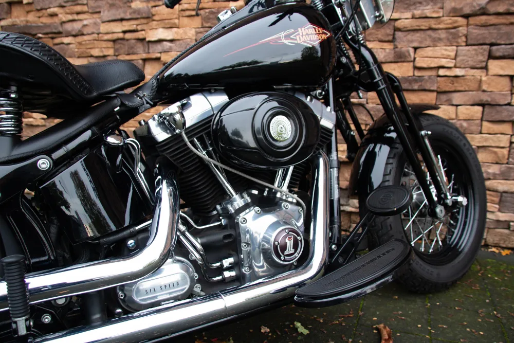2011 Harley-Davidson FLSTSB Cross Bones Softail 96 *VERKOCHT*