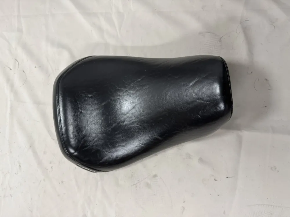 Zadel Le Pera Bare Bones Biker Gel Solo voor Harley-Davidson Sportster LGF-006