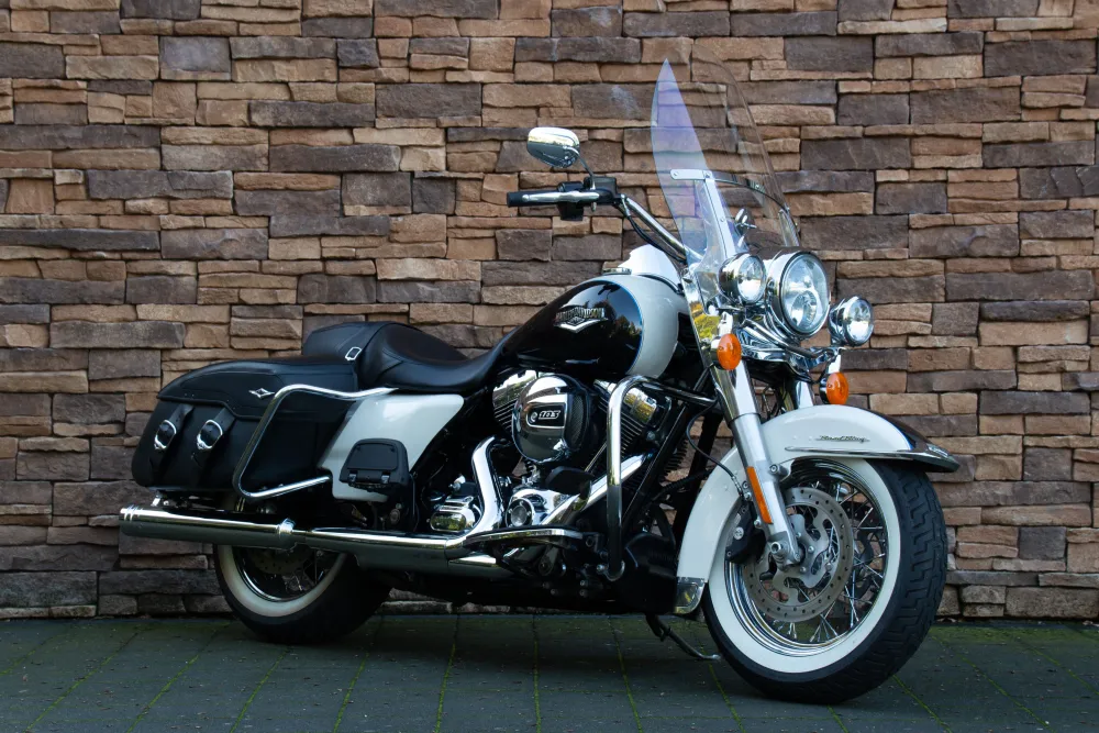 MY 2014 Harley-Davidson FLHRC Road King Classic 103 *VERKOCHT*