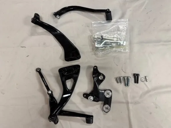 Mid Controls compleet Harley-Davidson Softail zgan (2018-up)