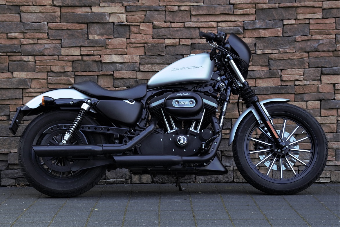 2010 Harley-Davidson XL 883 N Sportster Iron *VERKOCHT*