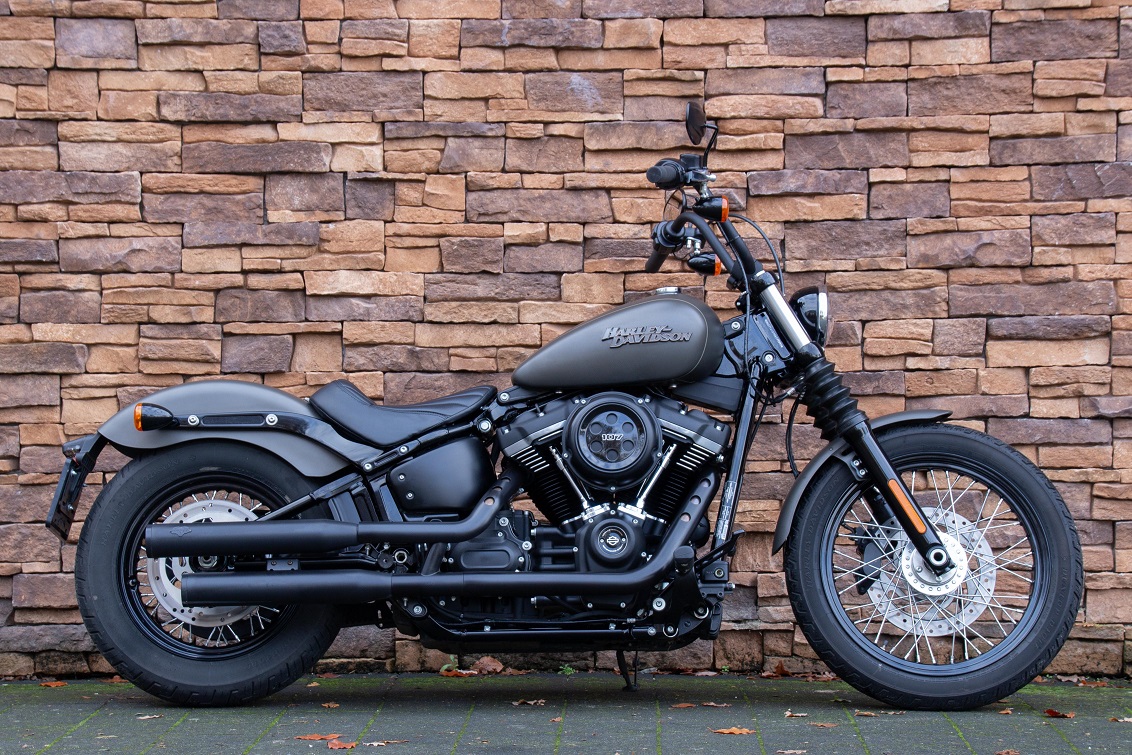 2019 Harley-Davidson FXBB Street Bob Softail Milwaukee-Eight 107 *VERKOCHT*