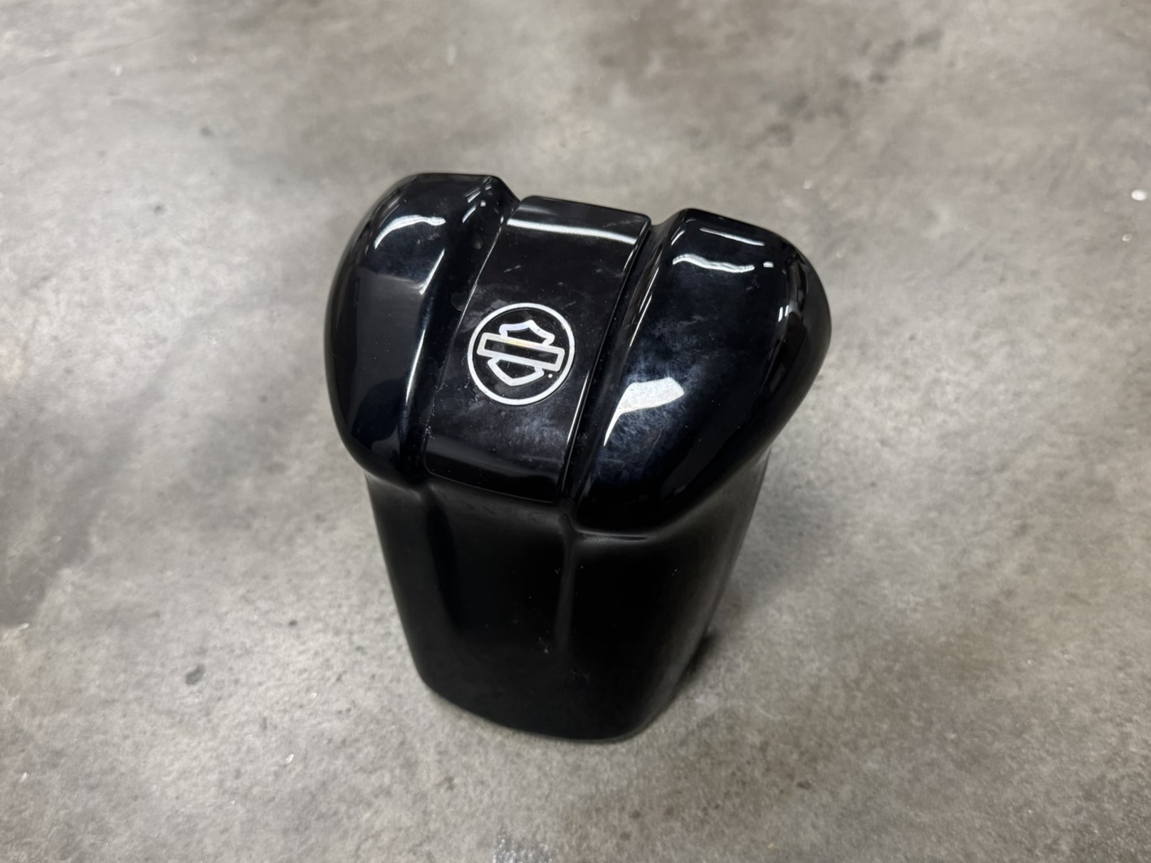 Harley-Davidson Waterfall Style Horn Cover vivid black 61300623