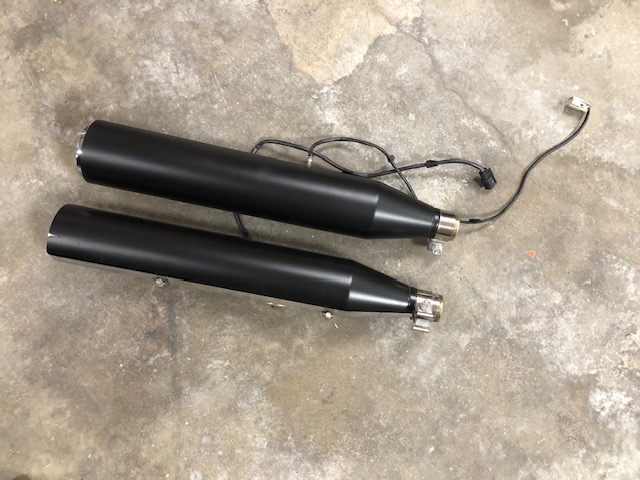 Originele uitlaatdempers Harley-Davidson Softail M8 114 FXBBS Street Bob FXLRS(T) Low Rider S (2021-up)